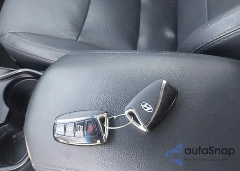 2014 Hyundai Santa Fe Limited z USA, uszkodzony, nr VIN KM8SR4HF6EU083766